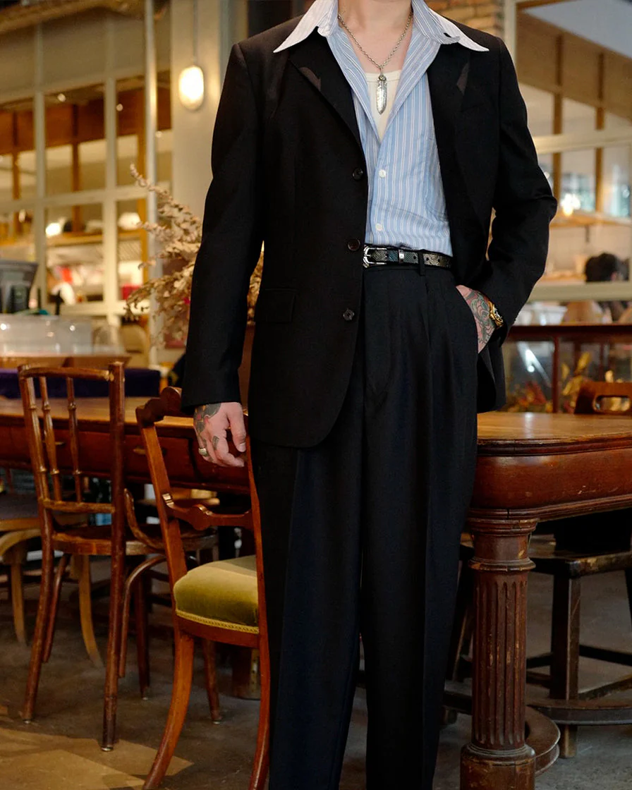 Black Three Button Jacket - Image 3