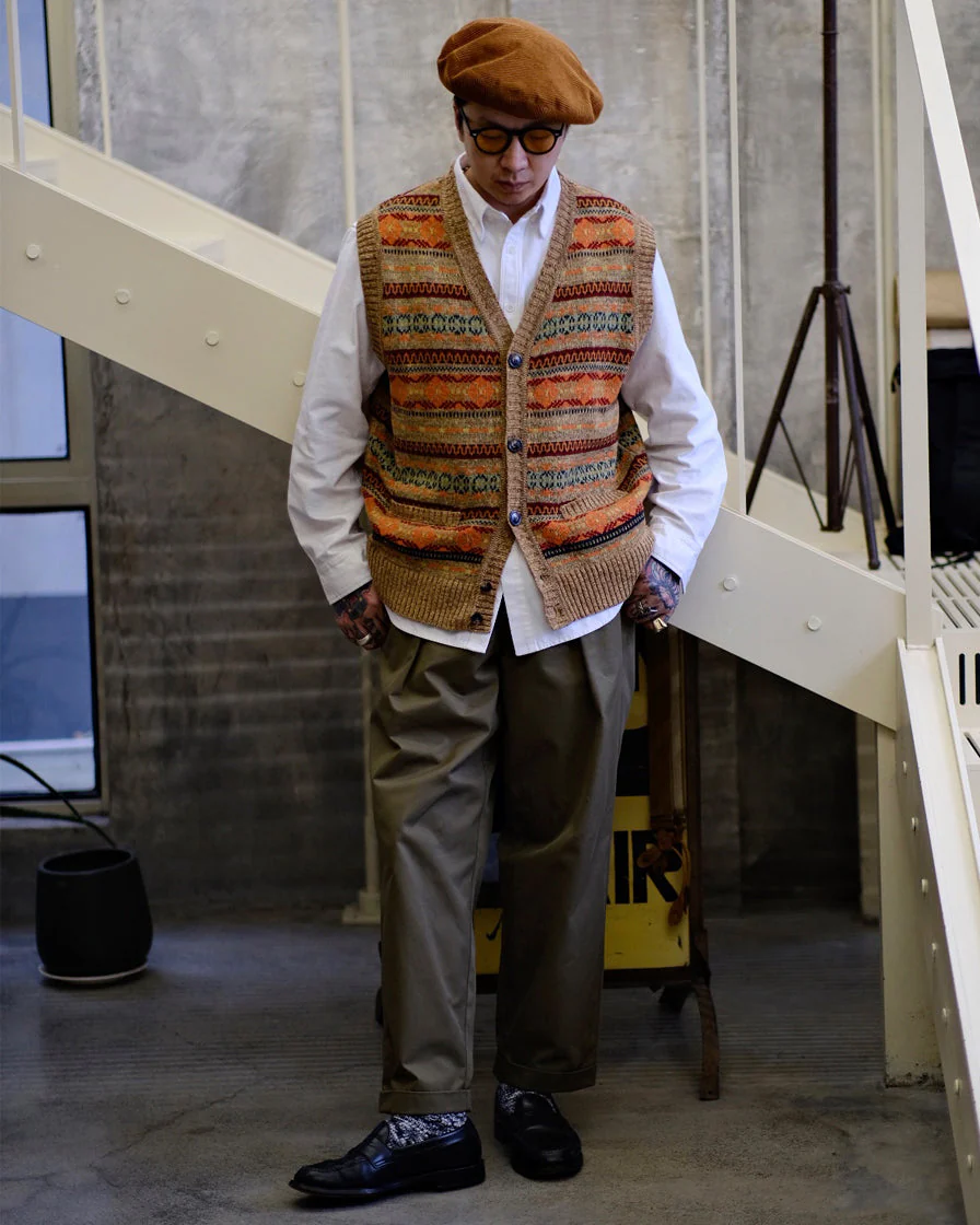 Fair Isle Knitting Vest - Image 7