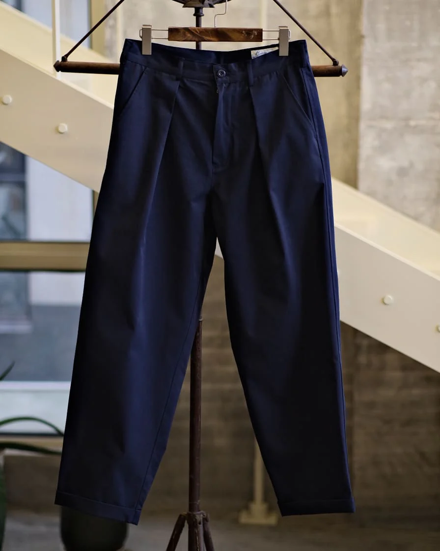 Single Pleated Chino Trousers - Image 5