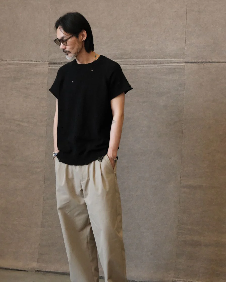 Ripped Hole T-shirt - Image 6