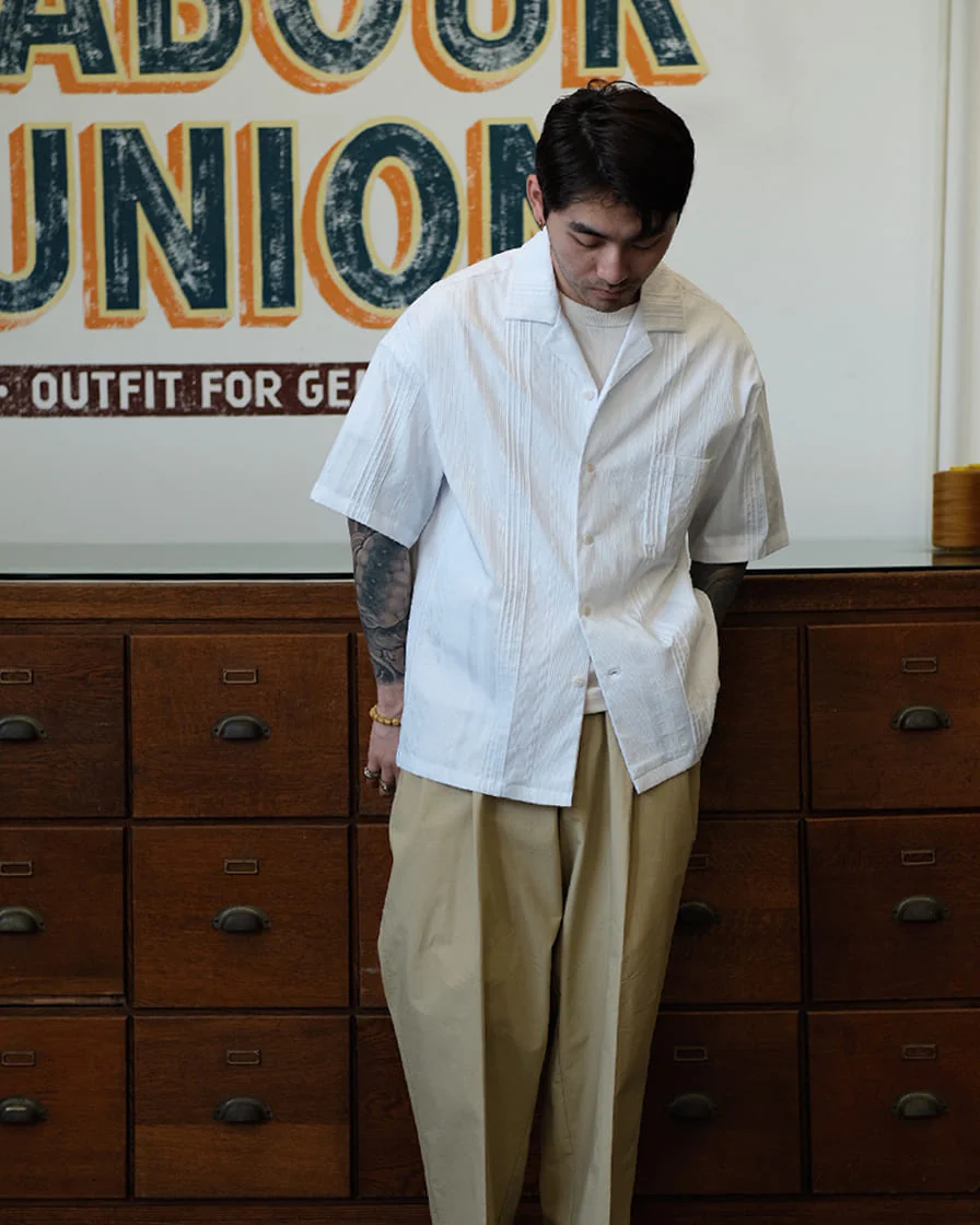 Pleated Guayabera Shirt - Image 3